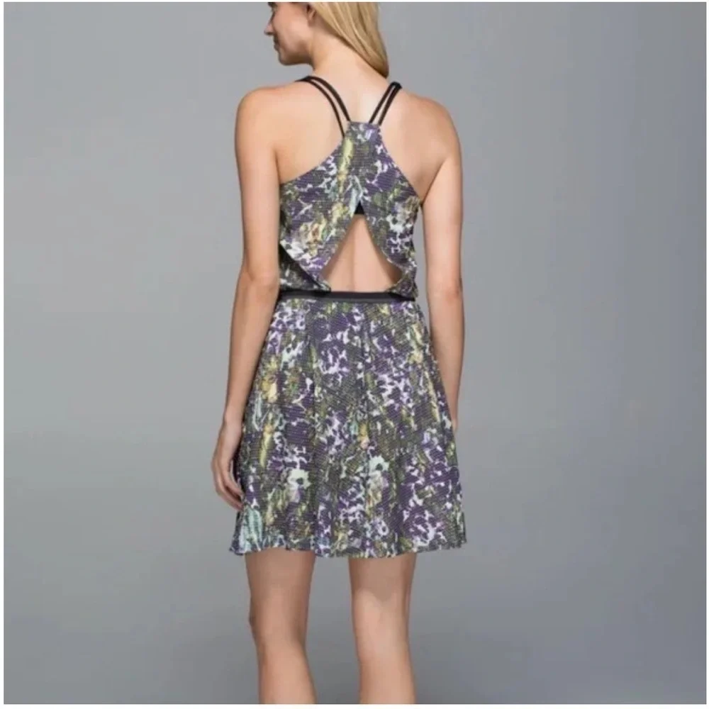 LULULEMON City Summer Dress Floral Sport Size 4
